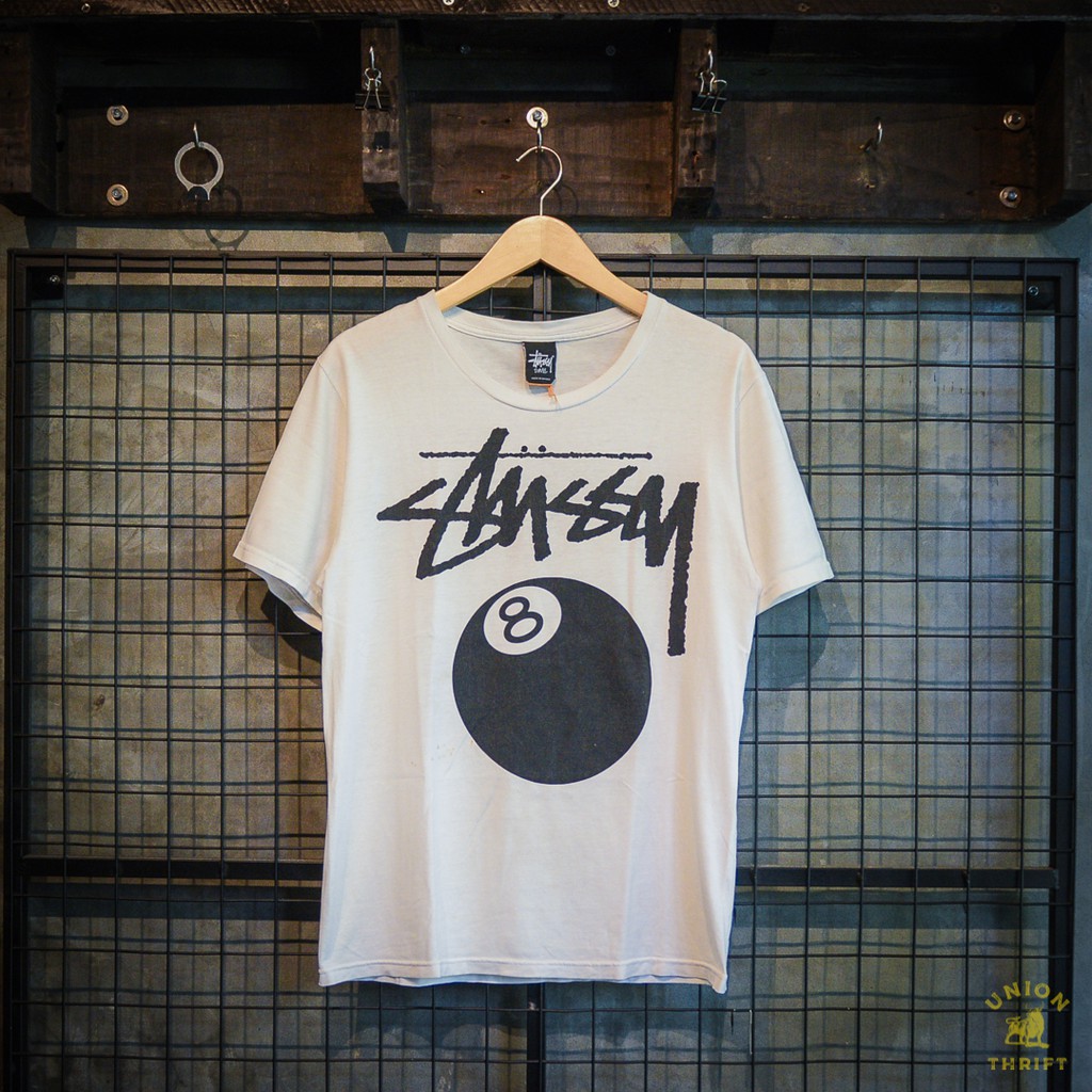 TSHIRT - TS0002 - VINTAGE STUSSY 8 BALL SIZE S