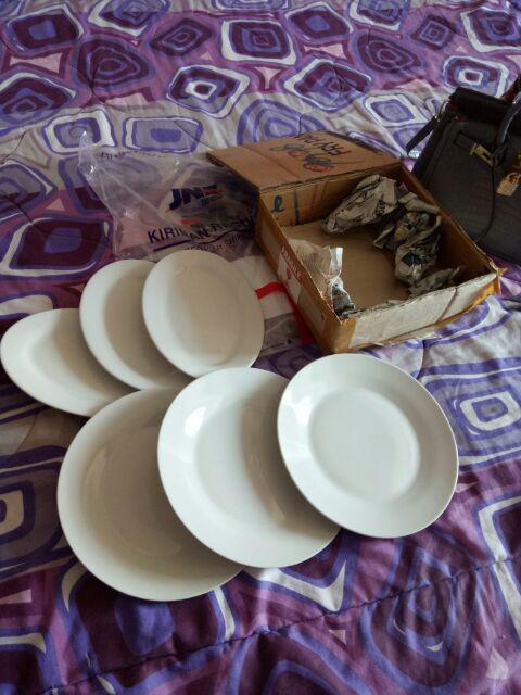 Piring Oval Keramik Putih 9 Inch / Ceramic Flat Plate Oval