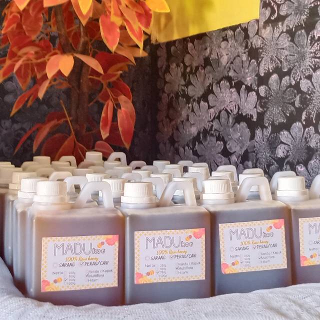 

Madu cair asli 700g