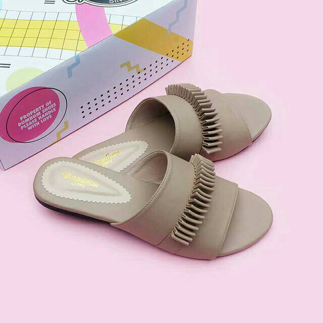 Flat shoes for big size. Sepatu flat untuk ukuran besar. Avery