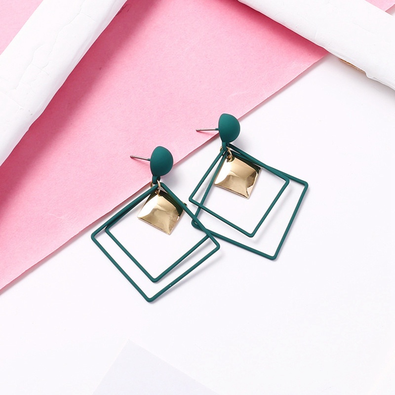 Anting Panjang Bentuk Persegi Geometris Matte Gaya Eropa Amerika Untuk Wanita