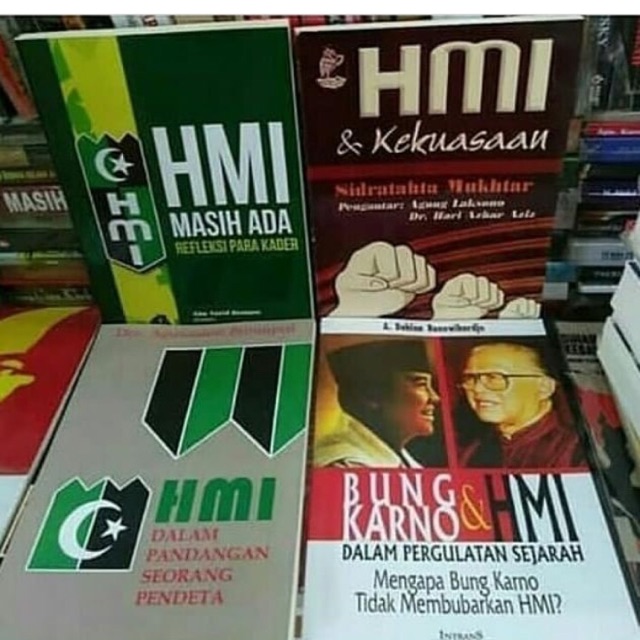 Paket 4 Buku hmi