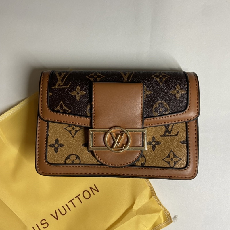 LOUIS VUITTON LV TREASURE GOLD PURSE / LV CLUTCH / SLINGBAG / TAS SELEMPANG LV / DOMPET LV