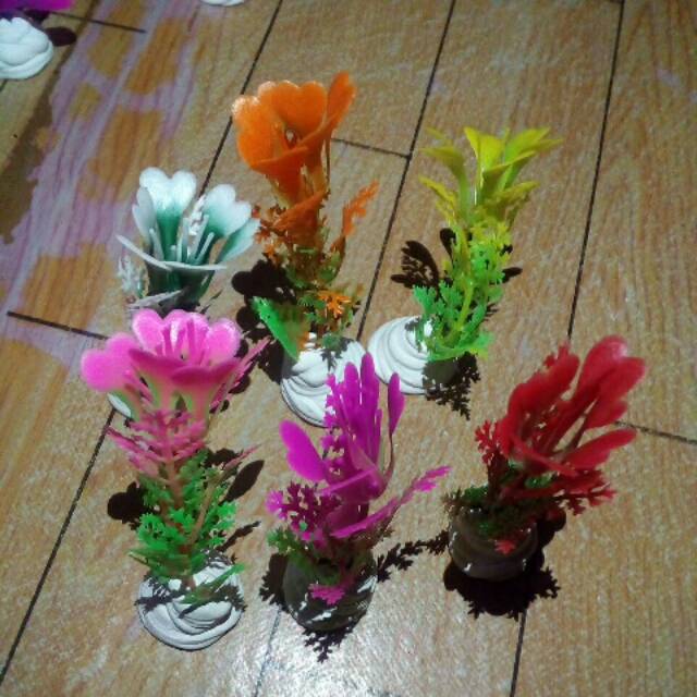 Tanaman akuarium plastik