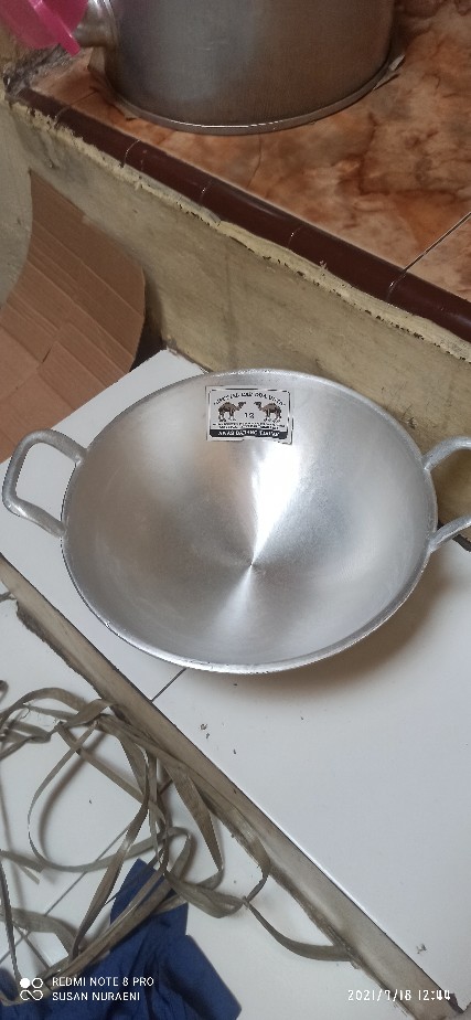 Wajan Cekung No.12 (anti Lengket)