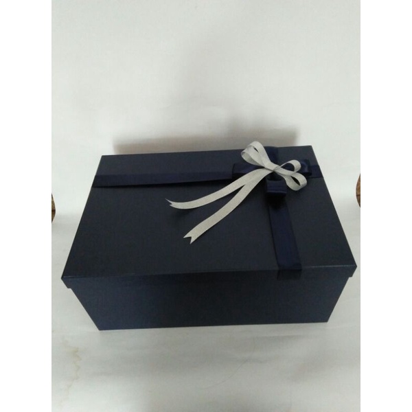 

box kado 45x30cm, tinggi 20cm / Box Kado Jumbo / Kotak Kado Besar