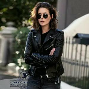 Unik jaket kulit serong wanita Limited