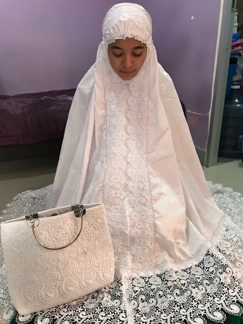 Mukena Anting KD full bordir Swarovski Sutra Paris + Tas Behel Super Mewah dan Elegan