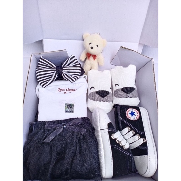 Hampers Bayi Newborn Baby Gift Set Unisex Kado Lahiran Parcel Bayi Laki-laki Perempuan-Prem HitamPutih Tutu