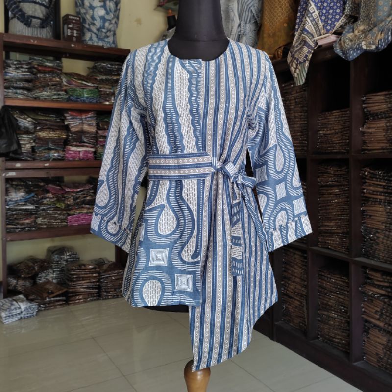 tey-17 Batik wanita ASJ SA HRB026 Kenongo Kemeja Tosca Pendek-Keris Biru