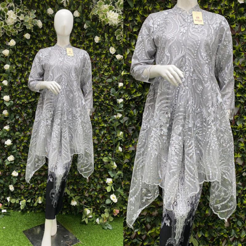 Kebaya Wisuda / Kebaya Brukat / Kebaya Modern / Kebaya Pesta / Kebaya / Kebaya Mewah / Kebaya Busui-Silver