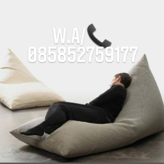 bean bag TRIANGLE JUMBO PLUS ISI - bean bag indoor kain sofa - beanbag aesthetic - binbeg murah
