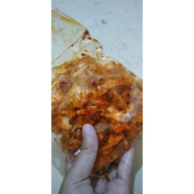 

keripik singkong chilli oil super pedass