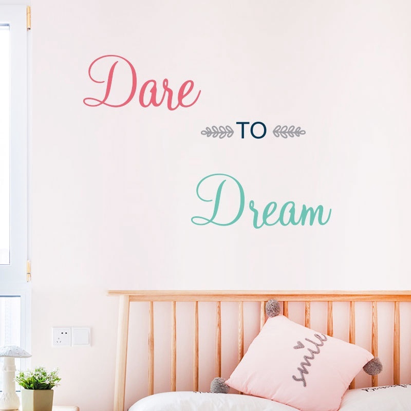 1pc Stiker Dinding Bahan PVC Mudah Dilepas Gambar Tulisan &quot;Dare to Dream&quot; Ukuran 14x60cm