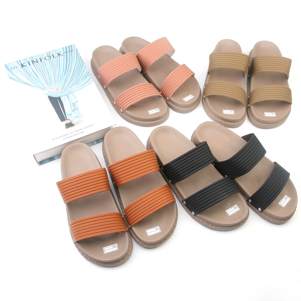 Sandal Wanita Platform Slop Flat Shoes Terbaru Kekinian Selop Cewe Karet