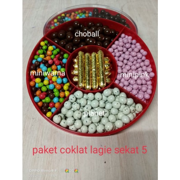 

Paket Coklat Lebaran