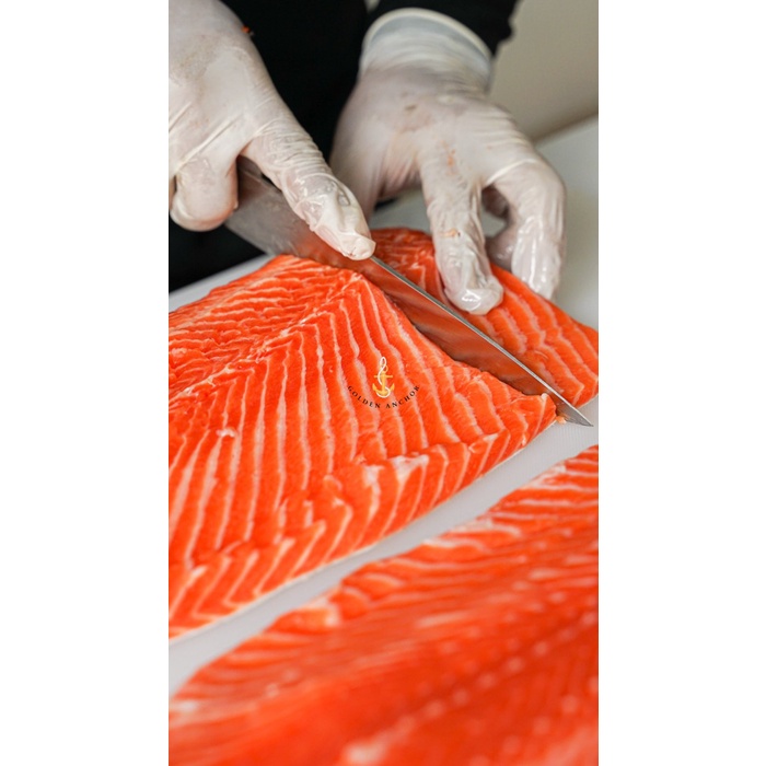 

Ikan Salmon Premium Fresh Sashimi Grade Fillet Portion 500gr/1kg - 500gr