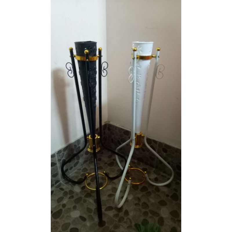 pot besi sudut corong