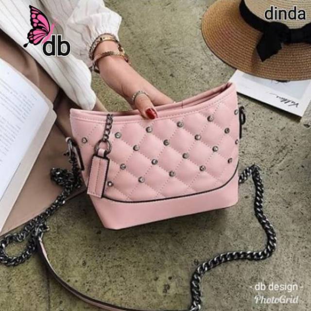 Tas selempang wanita dinda rantestud / tas simple