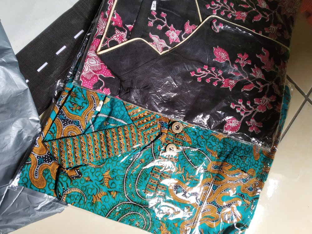 Maura Couple - Sania Ruffle Batik Couple Ori Ndoro Jowi Dnt Garansi Termurah Shopee - Pinguin Gurita