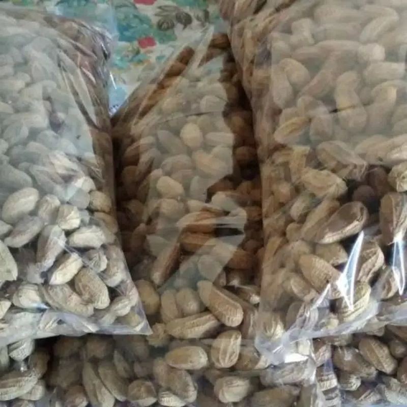 

Kacang Tanah Sangrai (1kg)