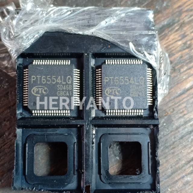 IC PT6554LQ - IC LCD CONTROLLER UNTUK KENWOOD TM271 - TM281