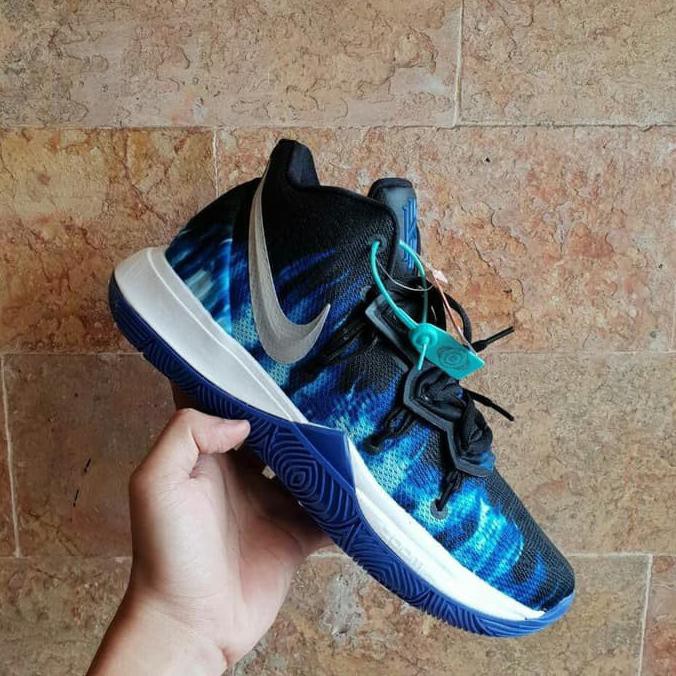 New Sepatu Basket Nike Kyrie Irving 5 Black Blue Premium Original Angmokio258