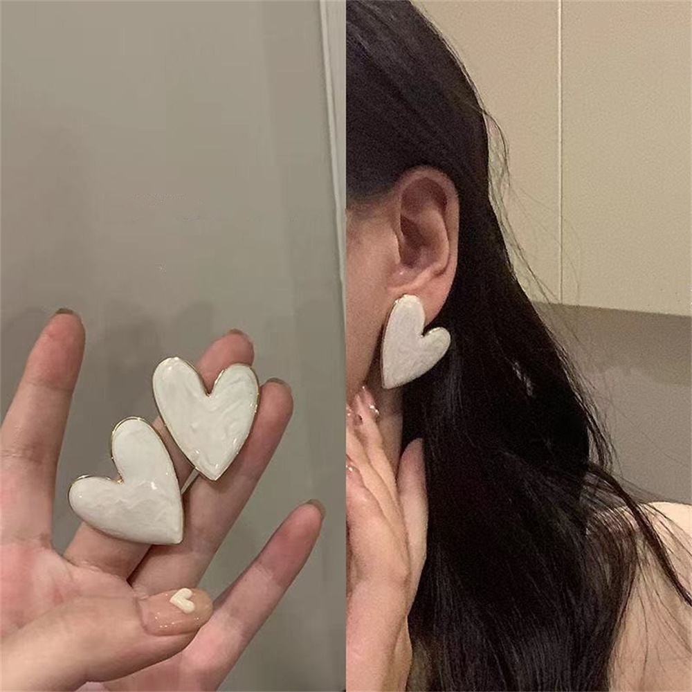 Anting Stud Tindik Bentuk Hati Besar Warna Putih Gaya Korea Minimalis Untuk Wanita