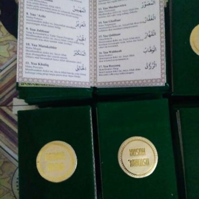 Asmaul husna lipat bludru spon