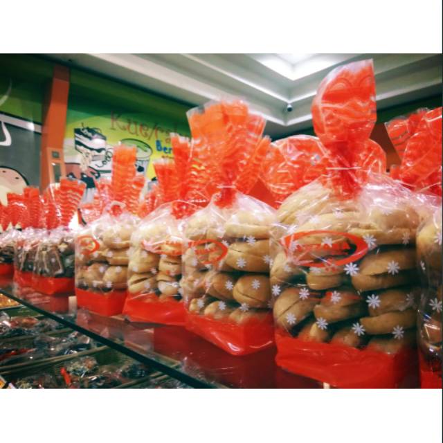 

Kue Bagelen Suzana Bakery