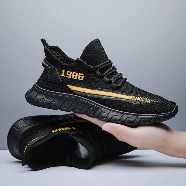 1.1 HAPPY NEW YEAR BOOM SALE    Fashion 2020“SQ 01”Sepatu Sneakers Pria