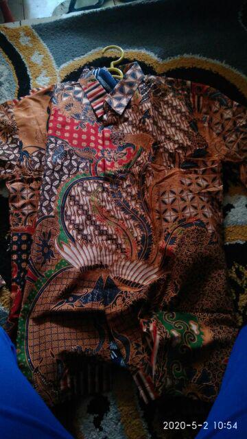 Batik Solo Kemeja Batik Pria Panjang Wardhana Kanaya 140.000