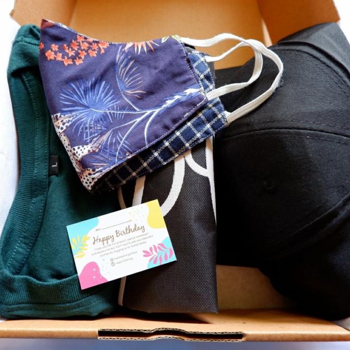 

Sale!!! Hadiah Ulang Tahun Hampers Gift Box Hadiah Wisuda Sidang - Paling Diminati