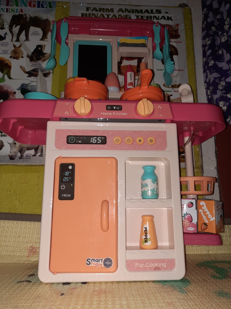 Tma / Mainan Anak Spraying Mist Kitchen / Kitchen Set Uap Ukuran Besar