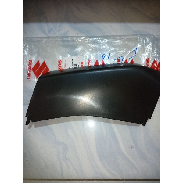 tutup bemper depan Suzuki Ertiga 2017