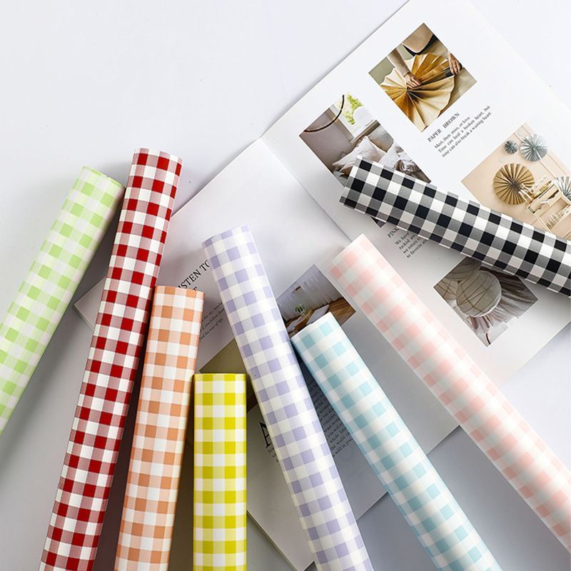 

(1 pcs) Flower wrapping papper celophane Plaid/Kotak kertas bunga buker