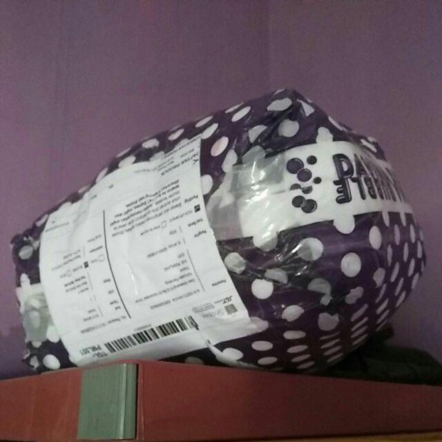 Bantal Karakter Yelvo Lembut Lucu