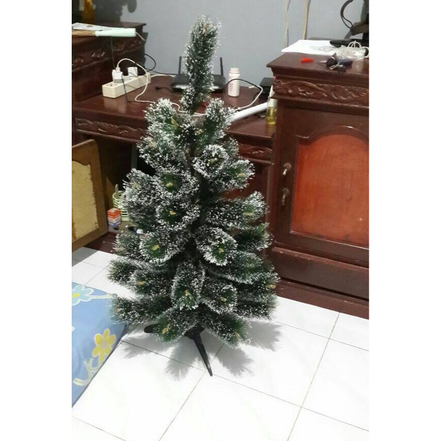 POHON NATAL UKURAN KECIL ( 60 CM / 2 FEET ) TIPE DAUN JARUM PINE/PINUS MURAH