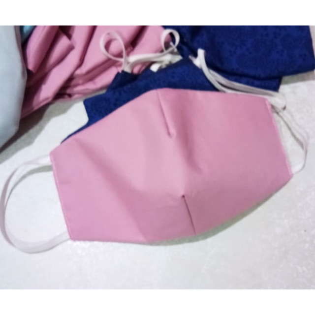 Masker kain 3 lapis
