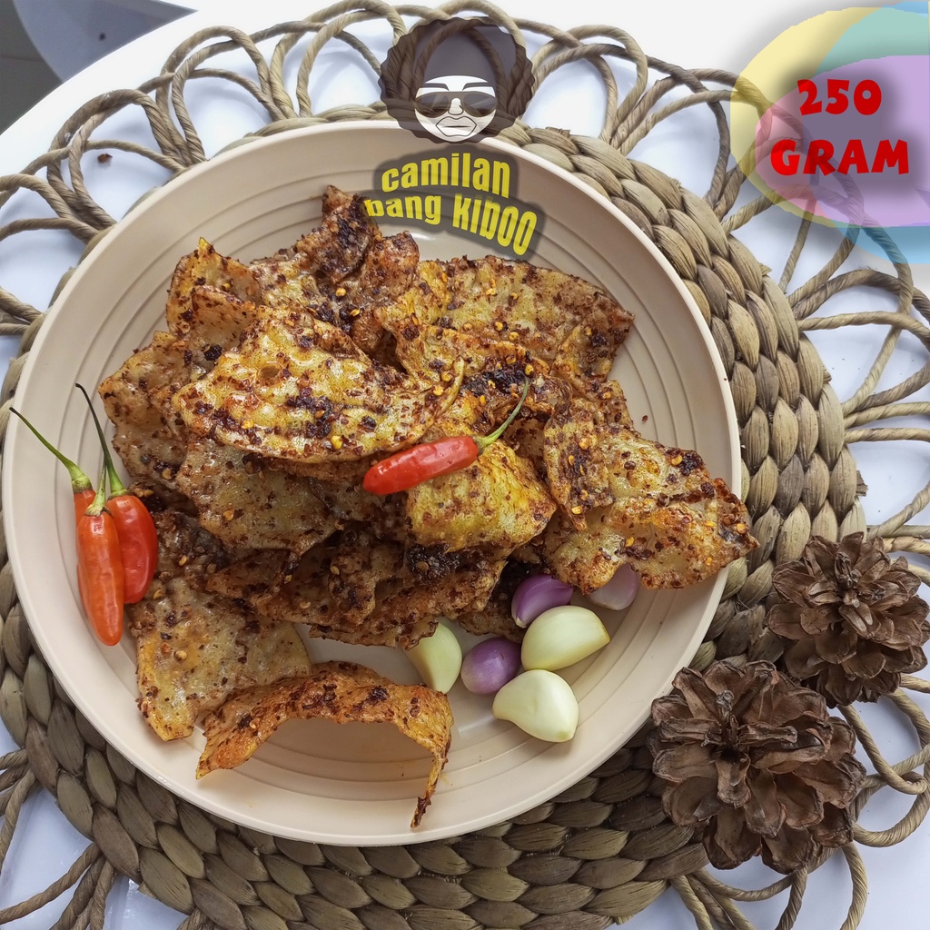 

CAMILAN PEDAS - KERIPIK ELOD KACA PEDAS kripca DAUN JERUK 250 GRAM