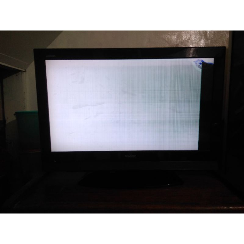 LCD TV Sharp Aquos 32 inch