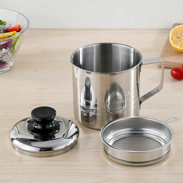 Saringan Minyak Goreng Jelantah Bekas Sisa Gorengan Cangkir / Mug Stenlis / Oil Pot Stainless Steel 1.2 L