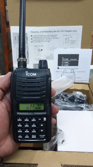 HT ICOM IC-V86 VHF HANDIE TALKIE ICOM IC V86 VHF NEW ICV86 V86