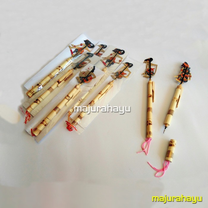 

Souvenir Pulpen Wayang