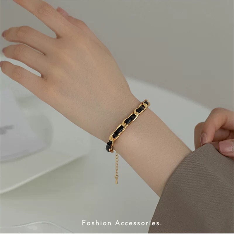 Gelang Titanium Black Kombinasi Gold Vintage Trending Fashion Style