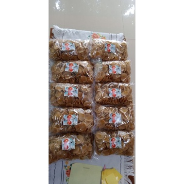 

Krupuk Telor Asin
