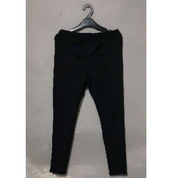 Celana Hamil St. Yves Preloved