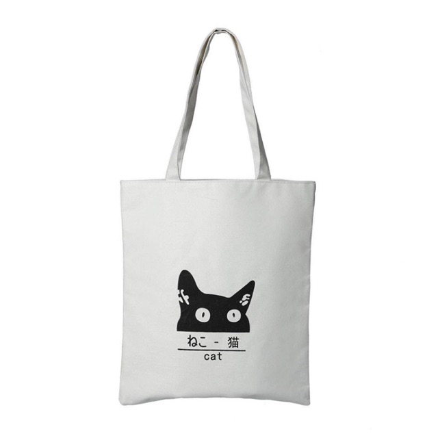 Totebag hioki resleting japan-white merupakan totebag persembahan hioki dengan bahan berkualitas