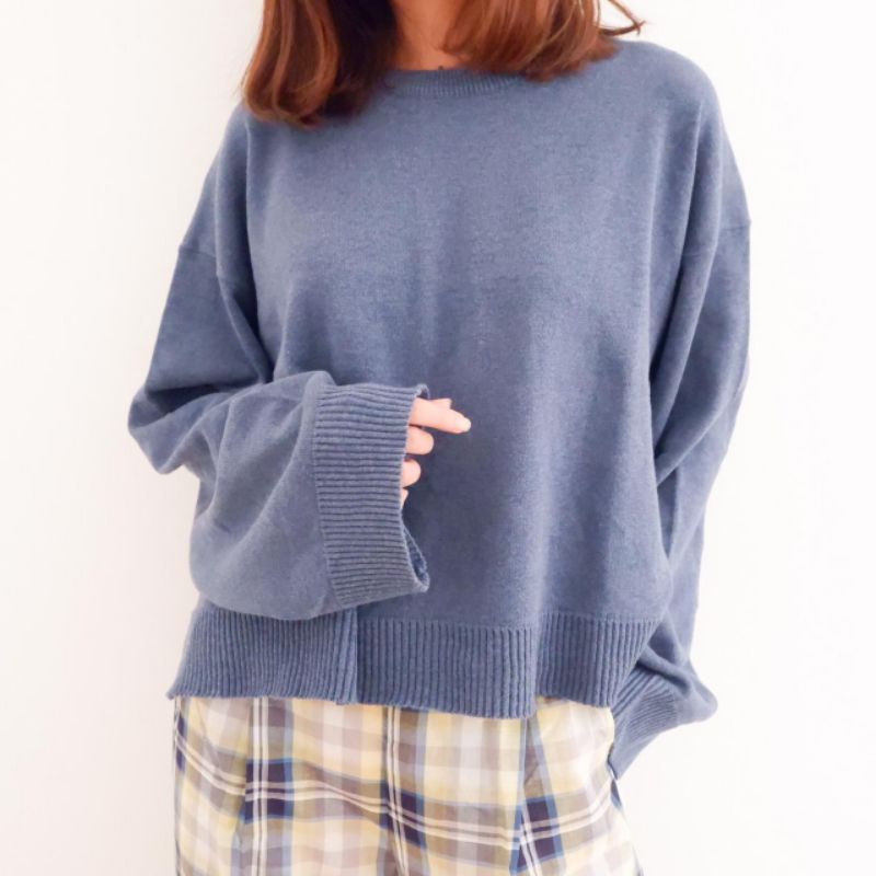 Vintage House Emyr Oversize Sweater Crop (Sweater Rajut Korea Crop Oversize)