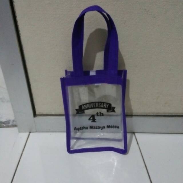 

Tas ultah full mika + sablon ( uk. 15x20 lbr 6 cm)